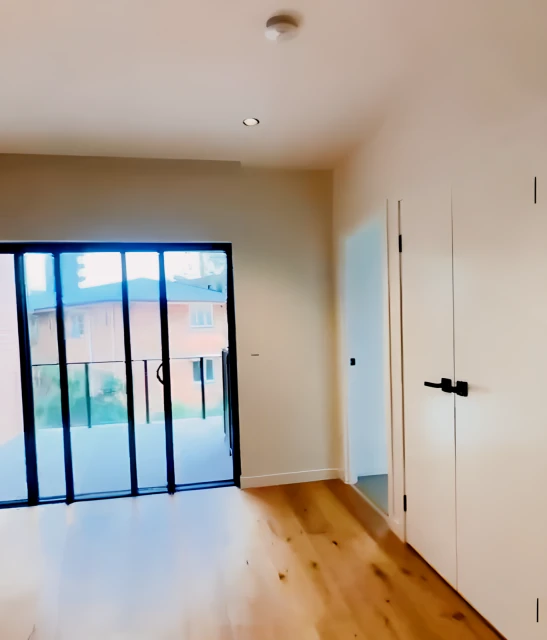 3 bed 2 bath