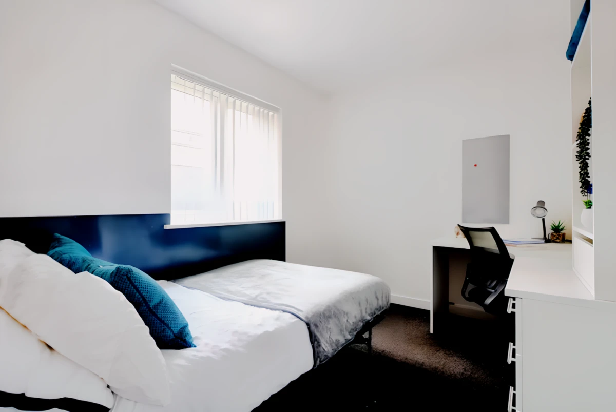 Five Rooms view 3