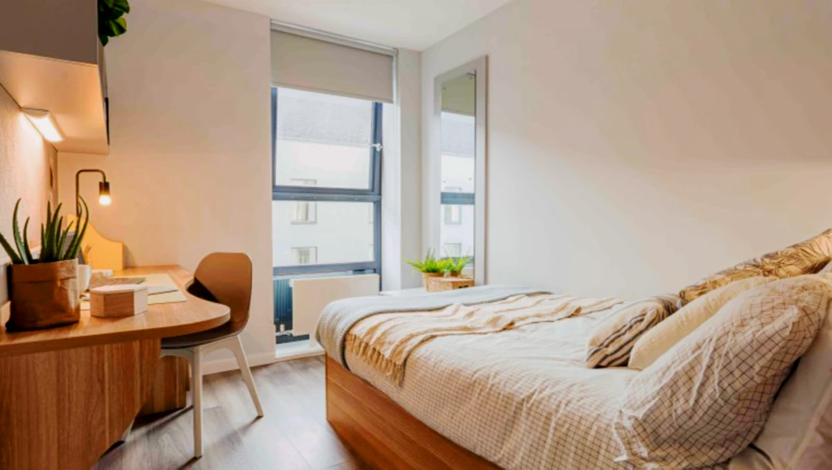 Copper En Suite Premium