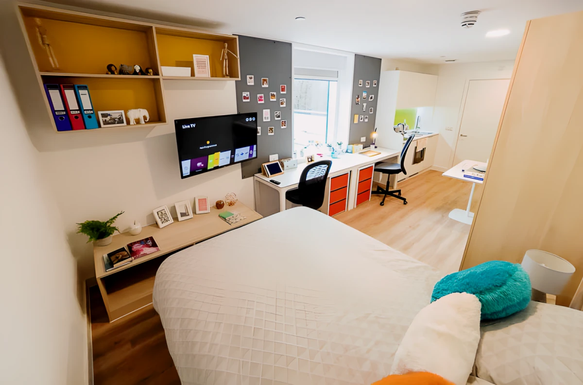 Studio Rooms view 2