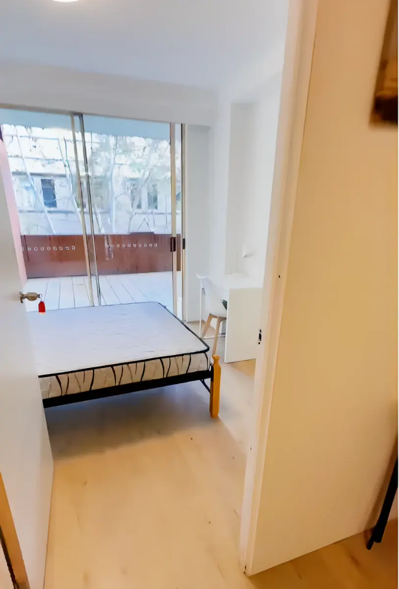 3 bedroom 1 bathroom