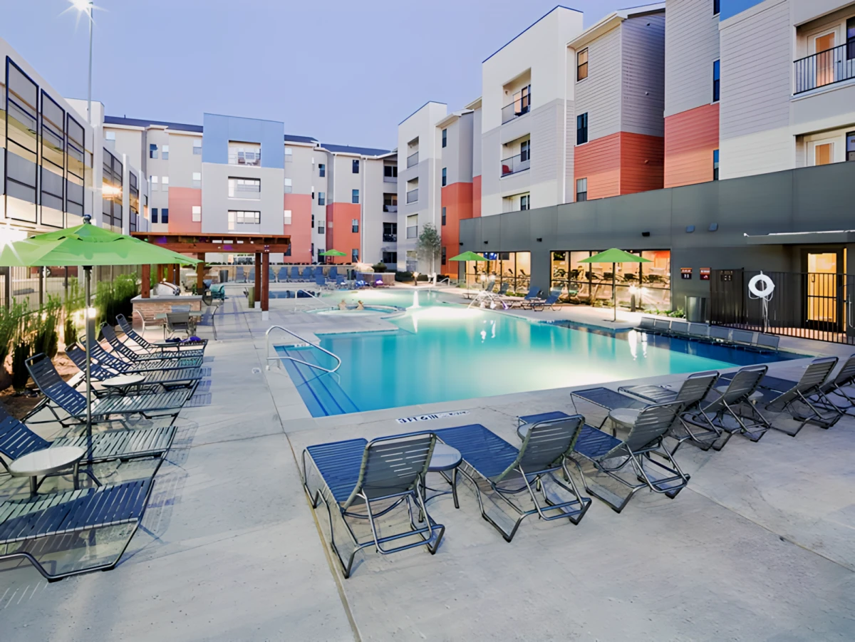 Campus Edge on UTA Boulevard