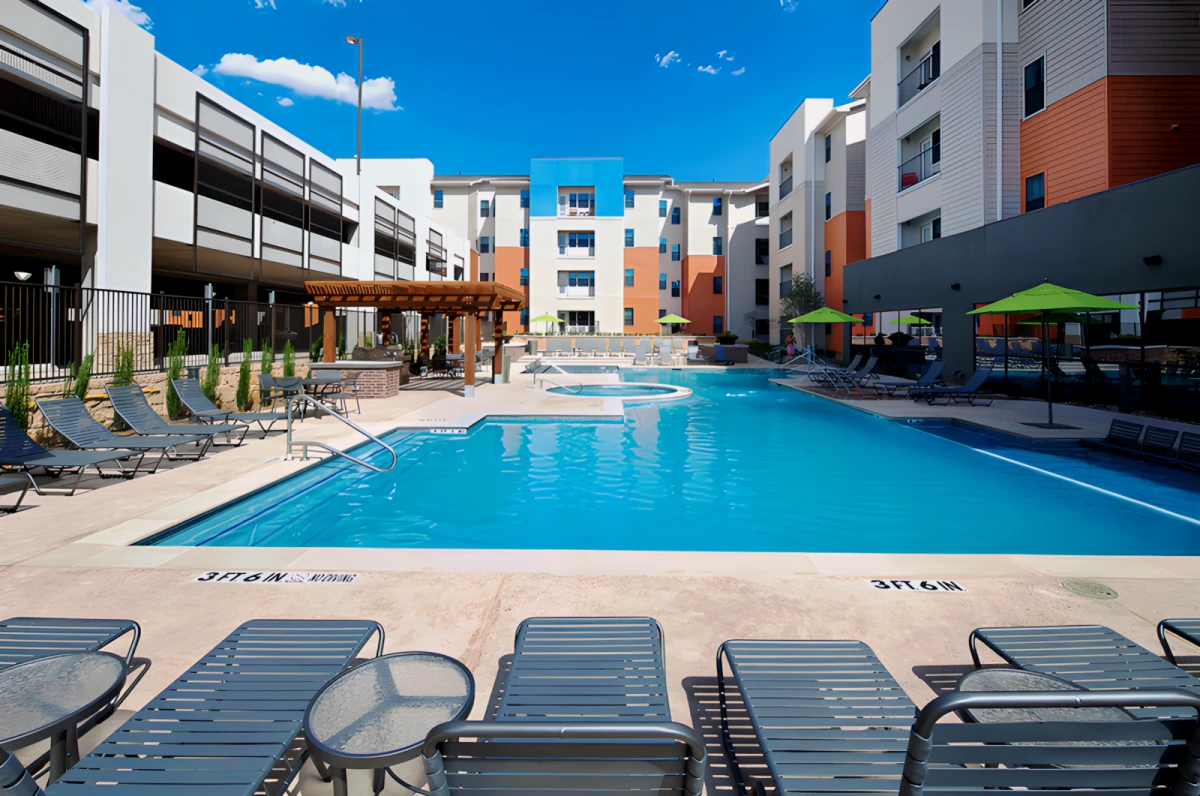 Campus Edge on UTA Boulevard