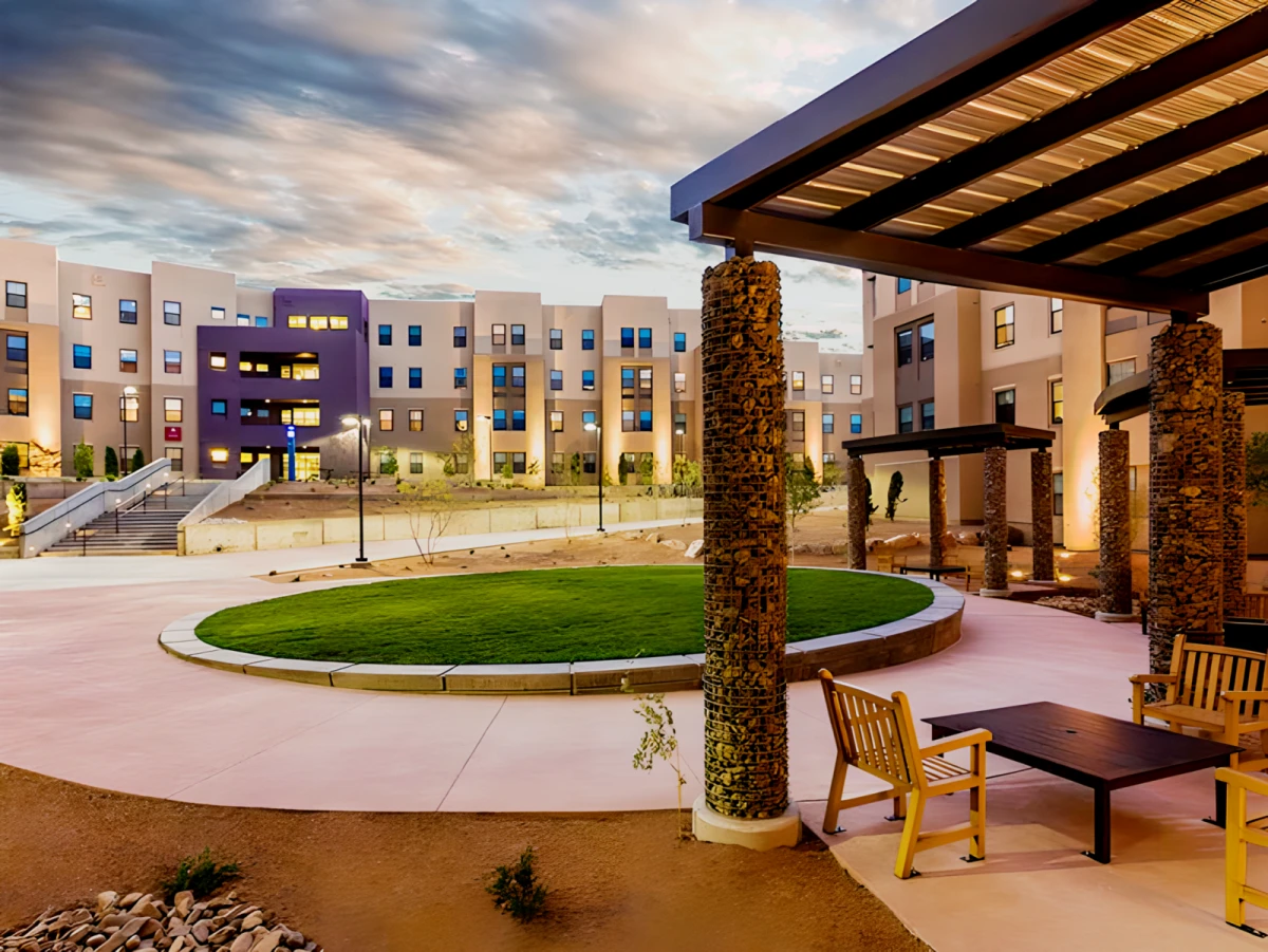 Outdoor Features