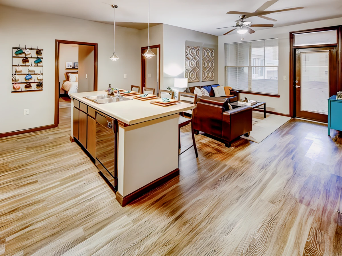 4 Bed - 4 Bath A