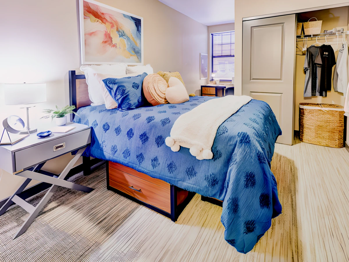 2 Rooms view 4