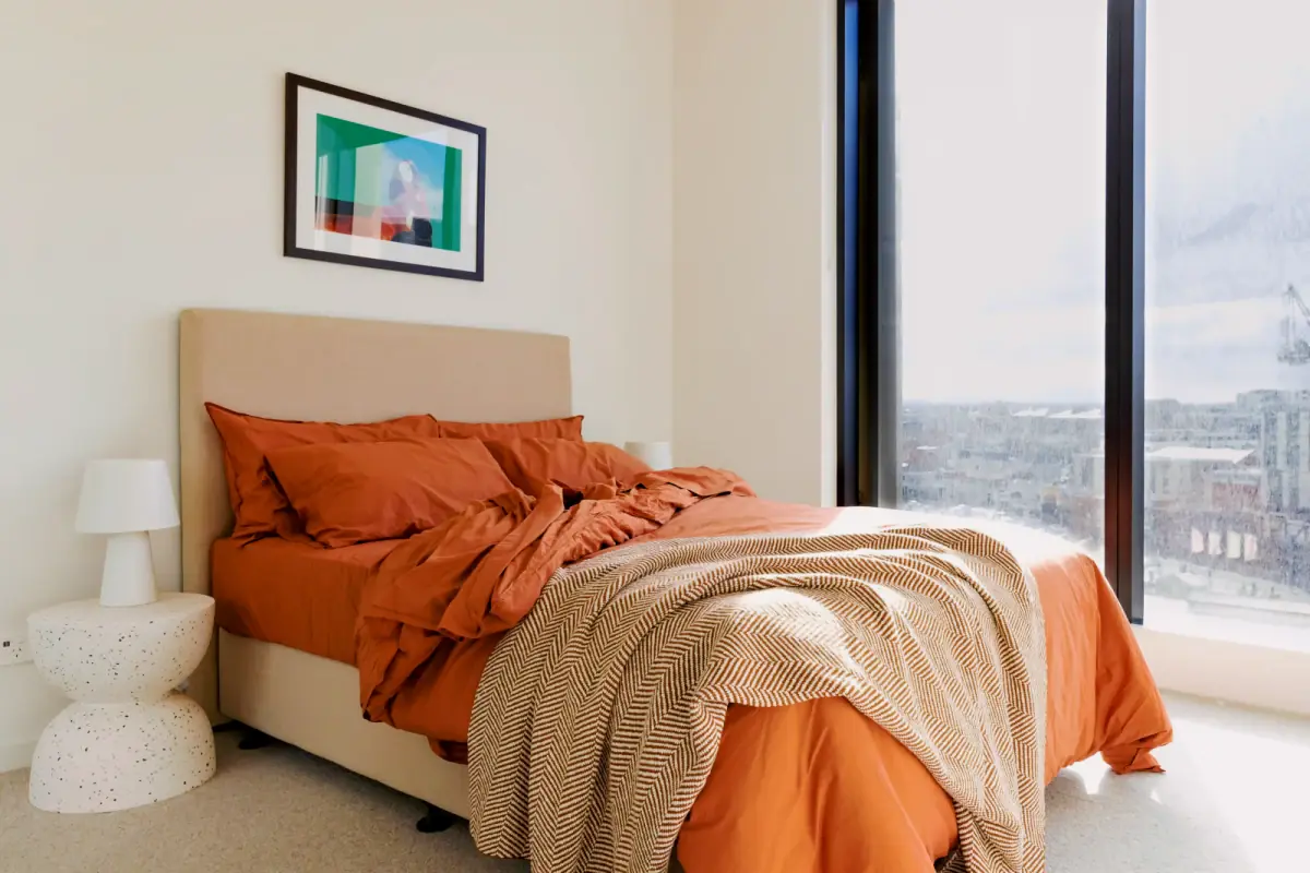 2 Rooms view 2