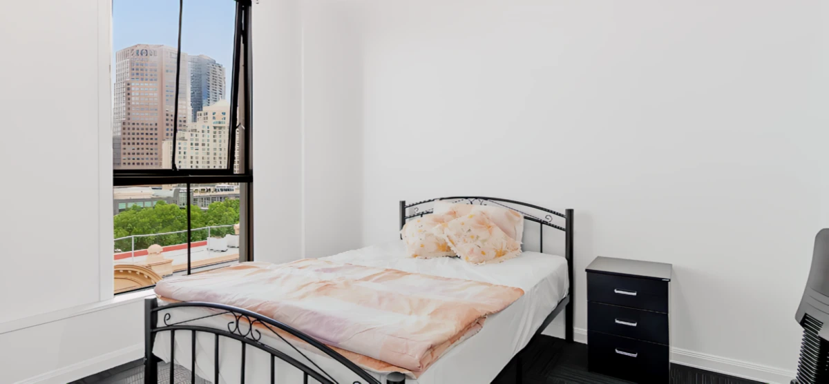 1 Rooms view 1
