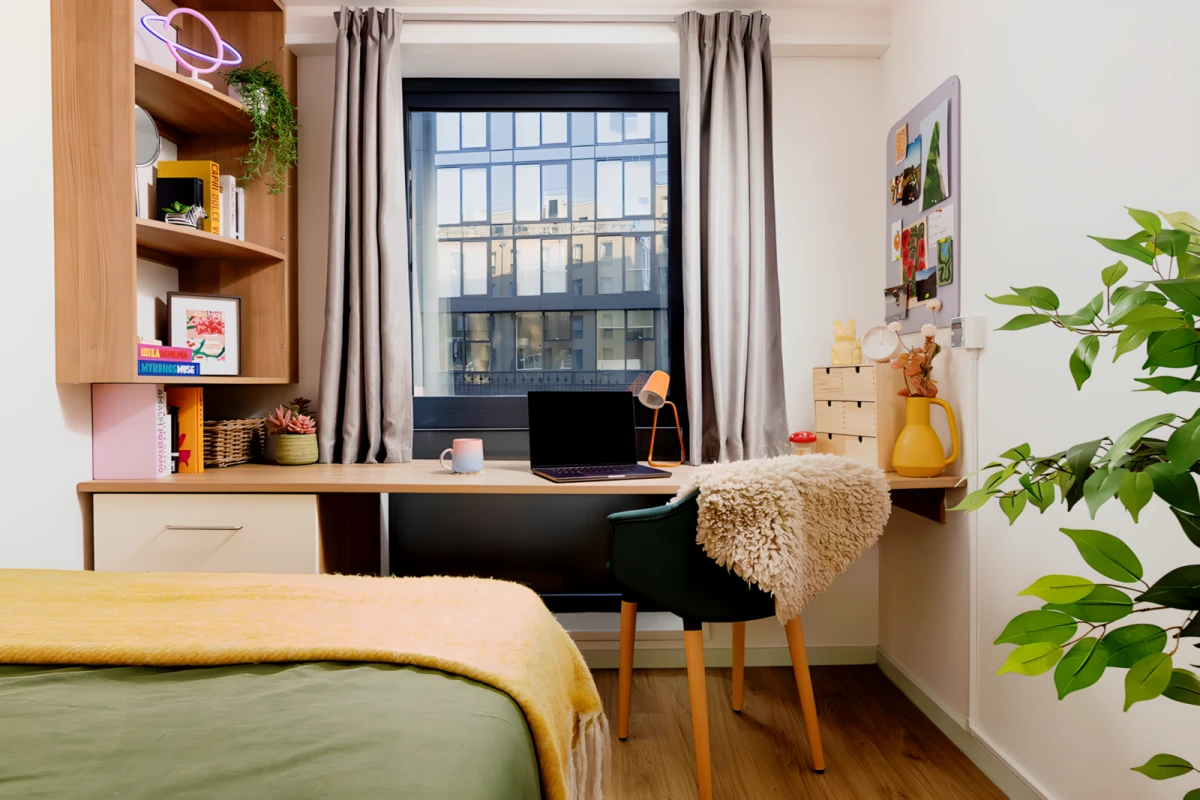 Studio Rooms view 1