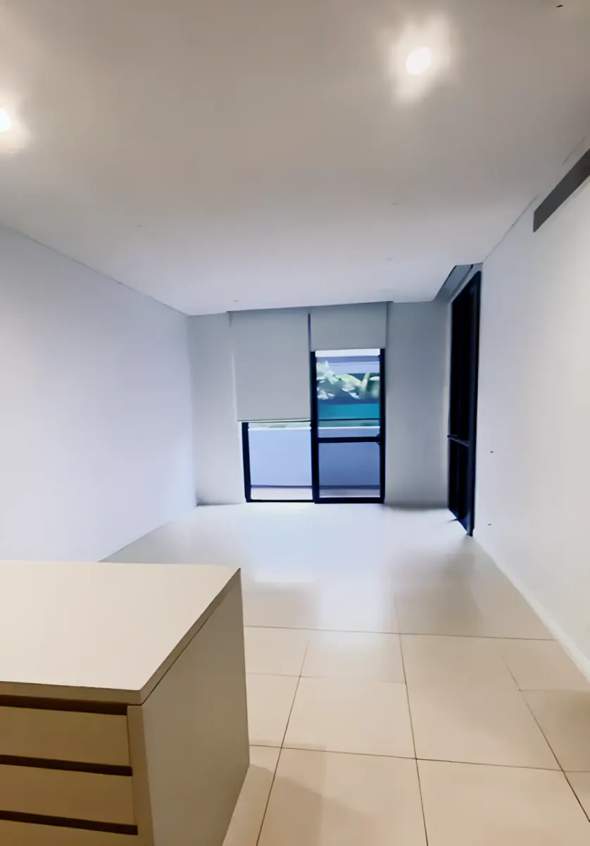 3 Rooms view 4