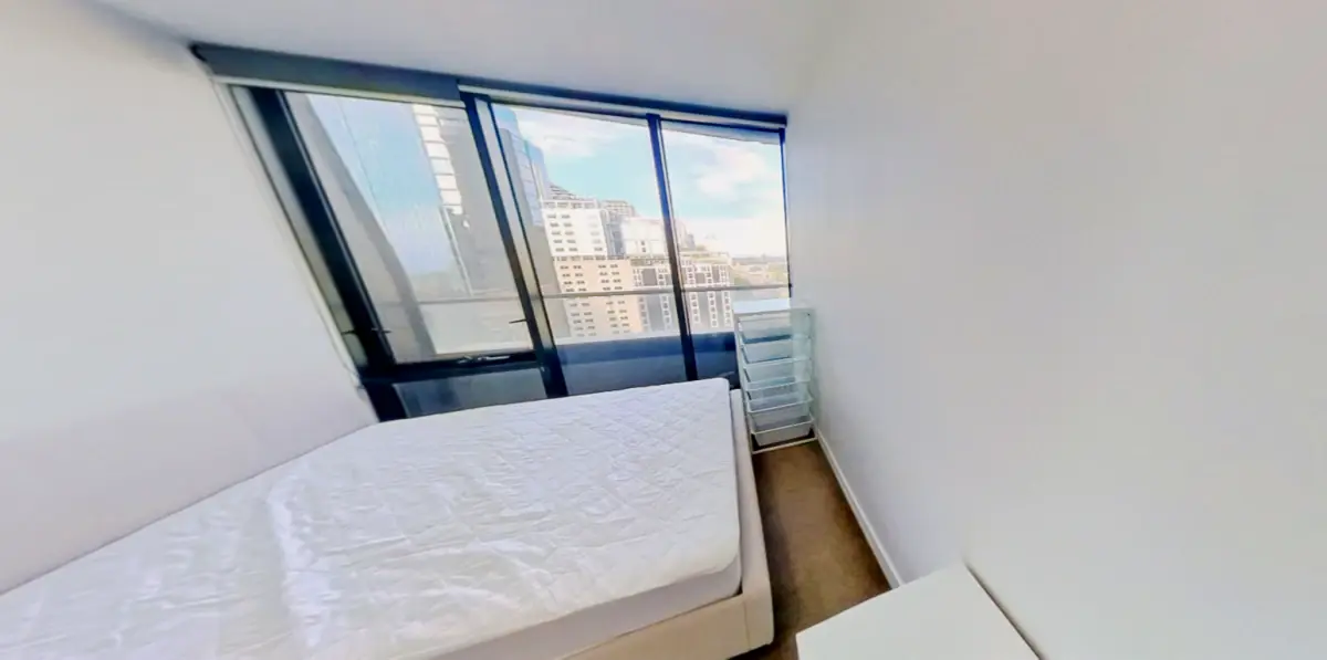 2 Rooms view 1