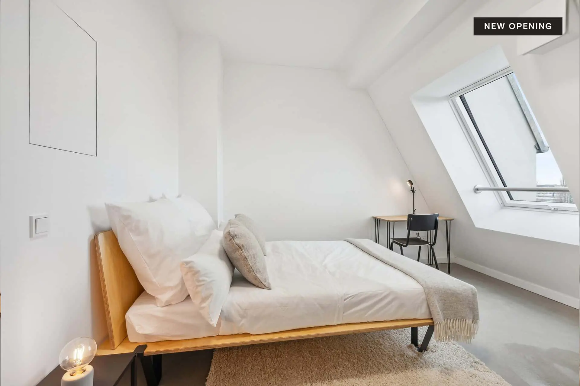 Zimmer Rooms view 2