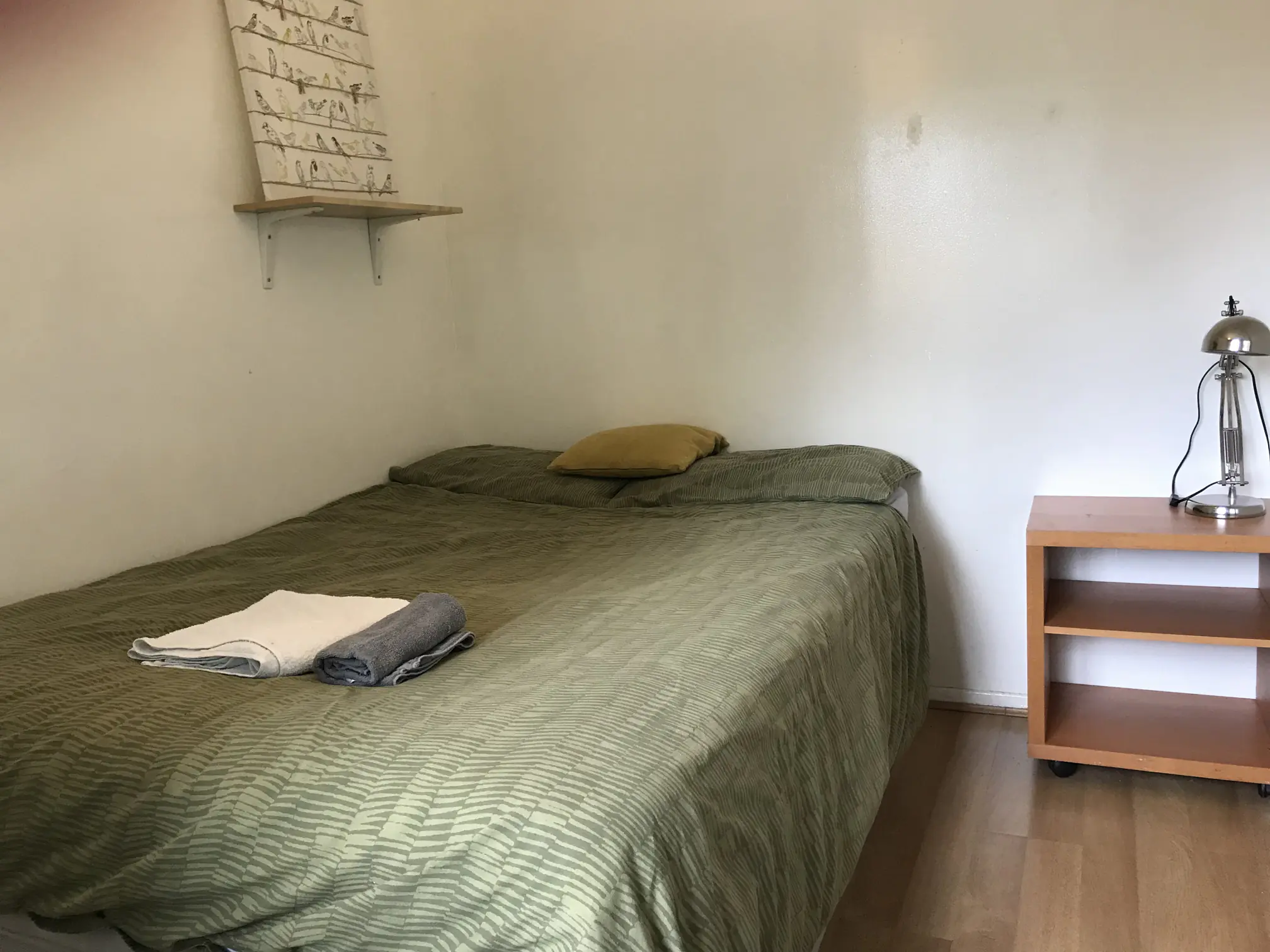6 Rooms view 1