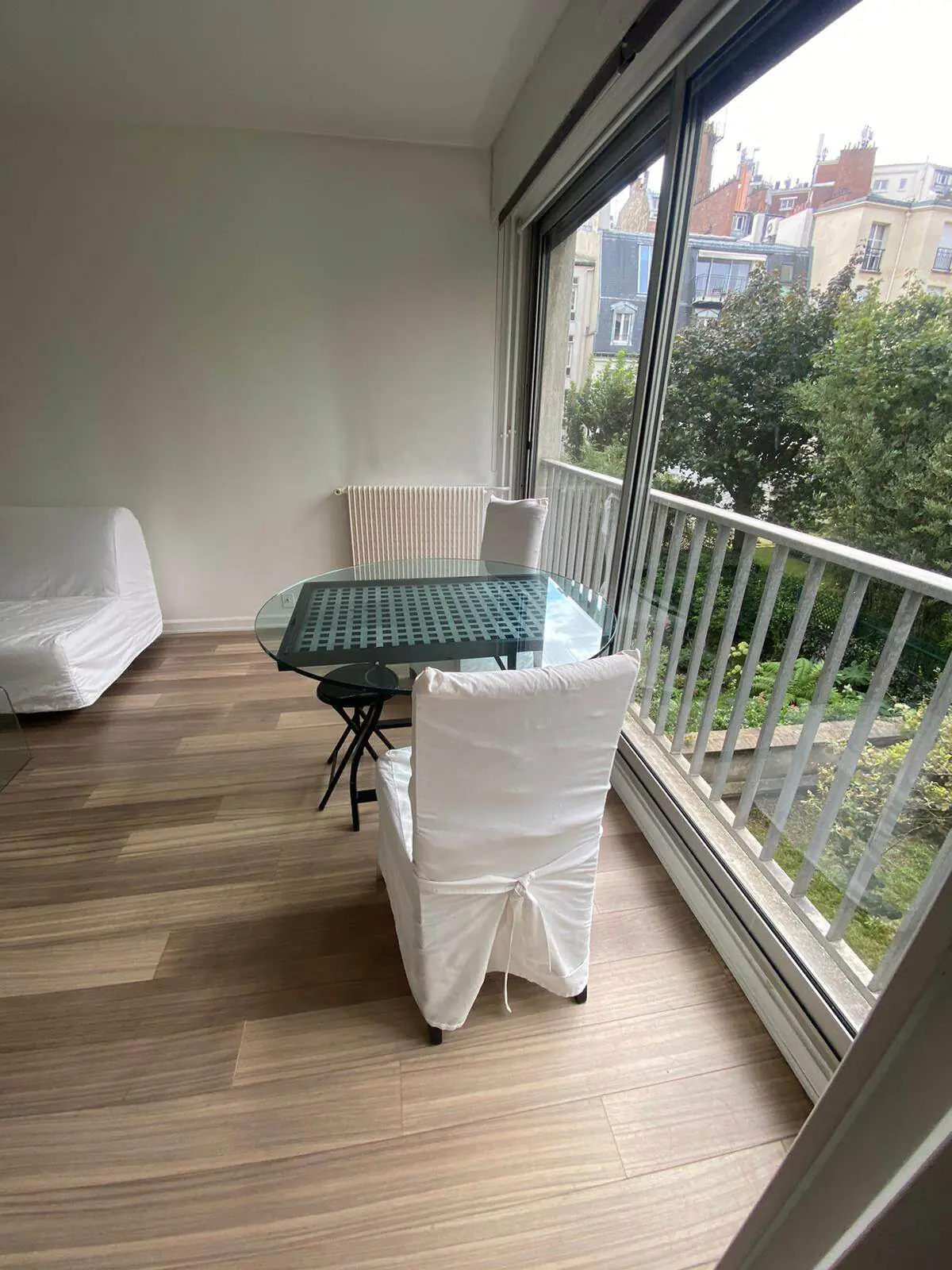 PARIS 16e·40m²·F2·Appartement·With furniture
