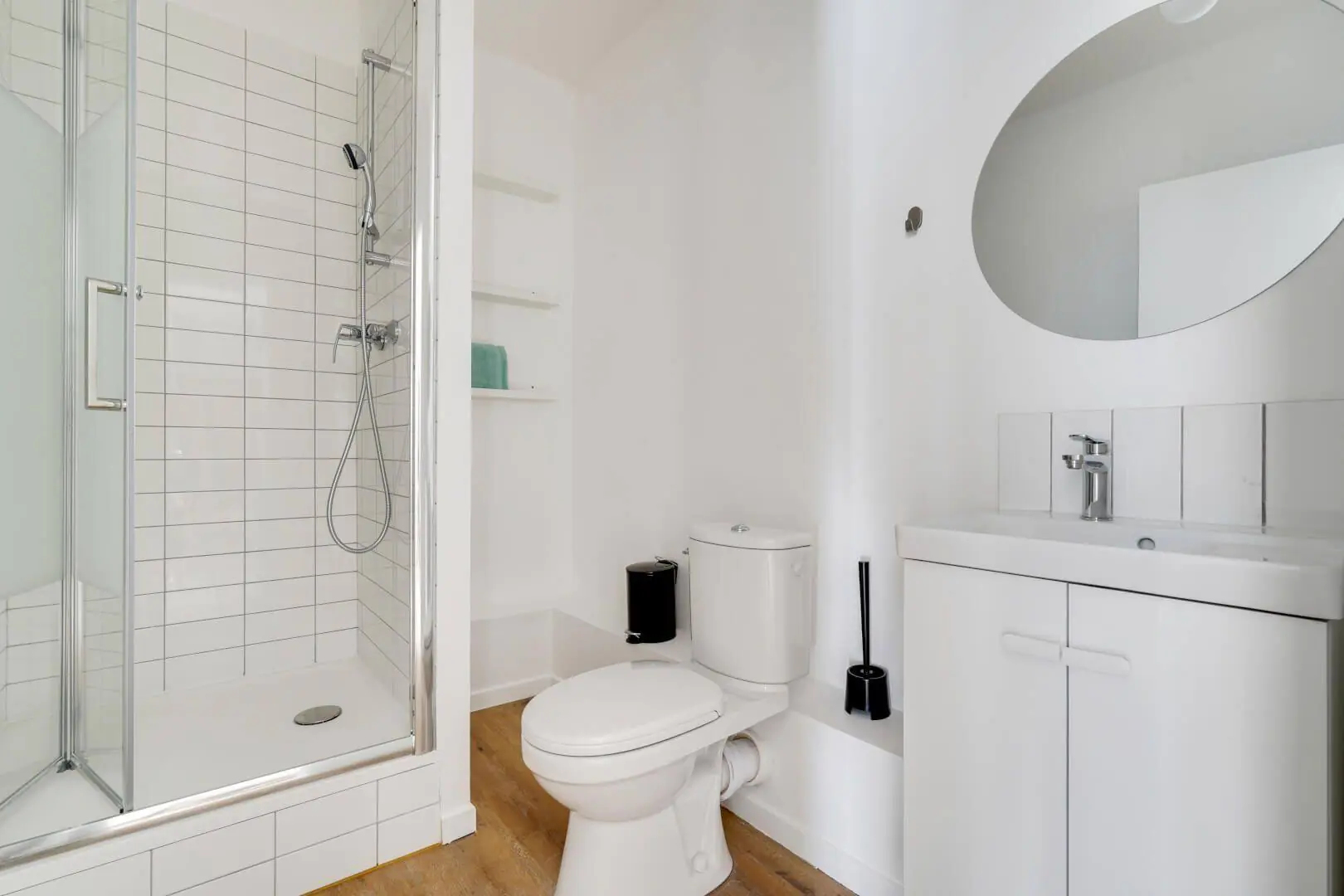 17-19 Rue Mesnil, 75116
