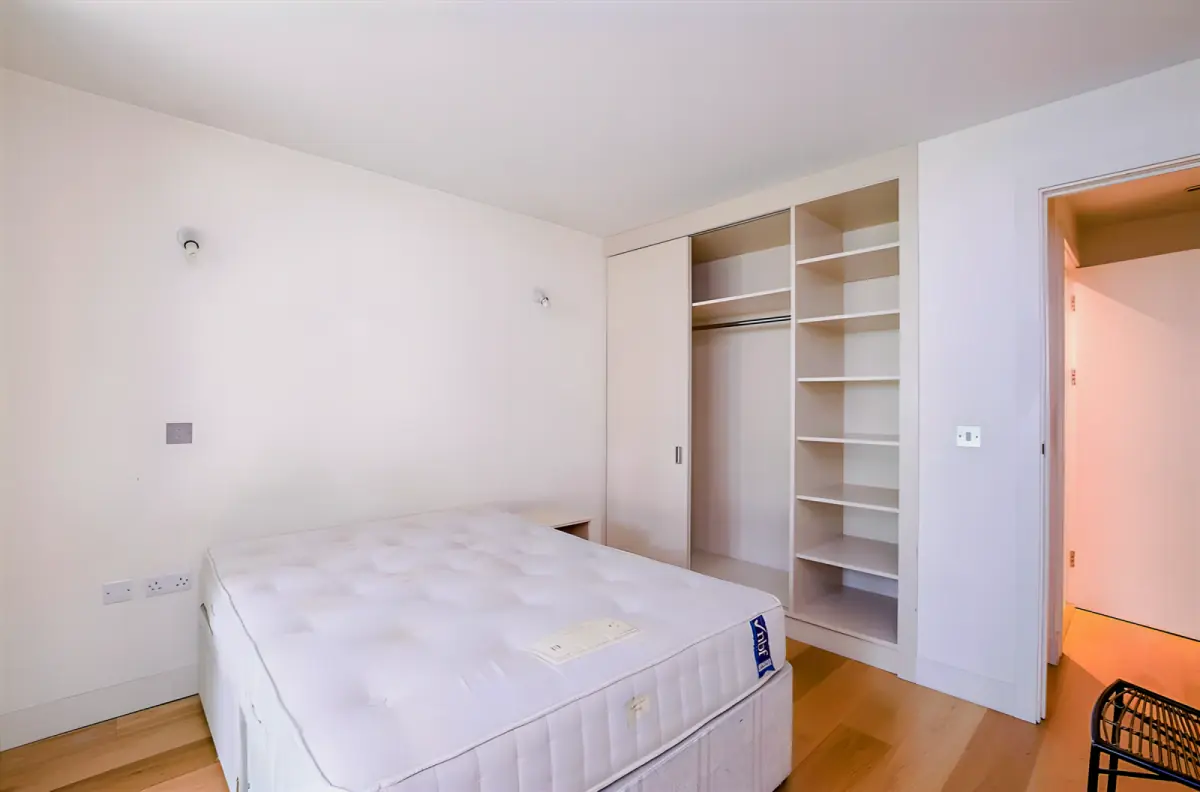 1 Rooms view 1