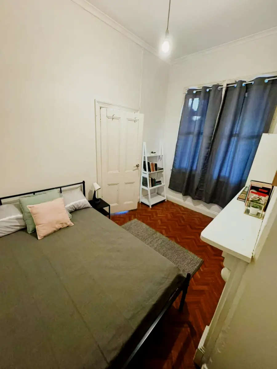 2 Rooms view 1
