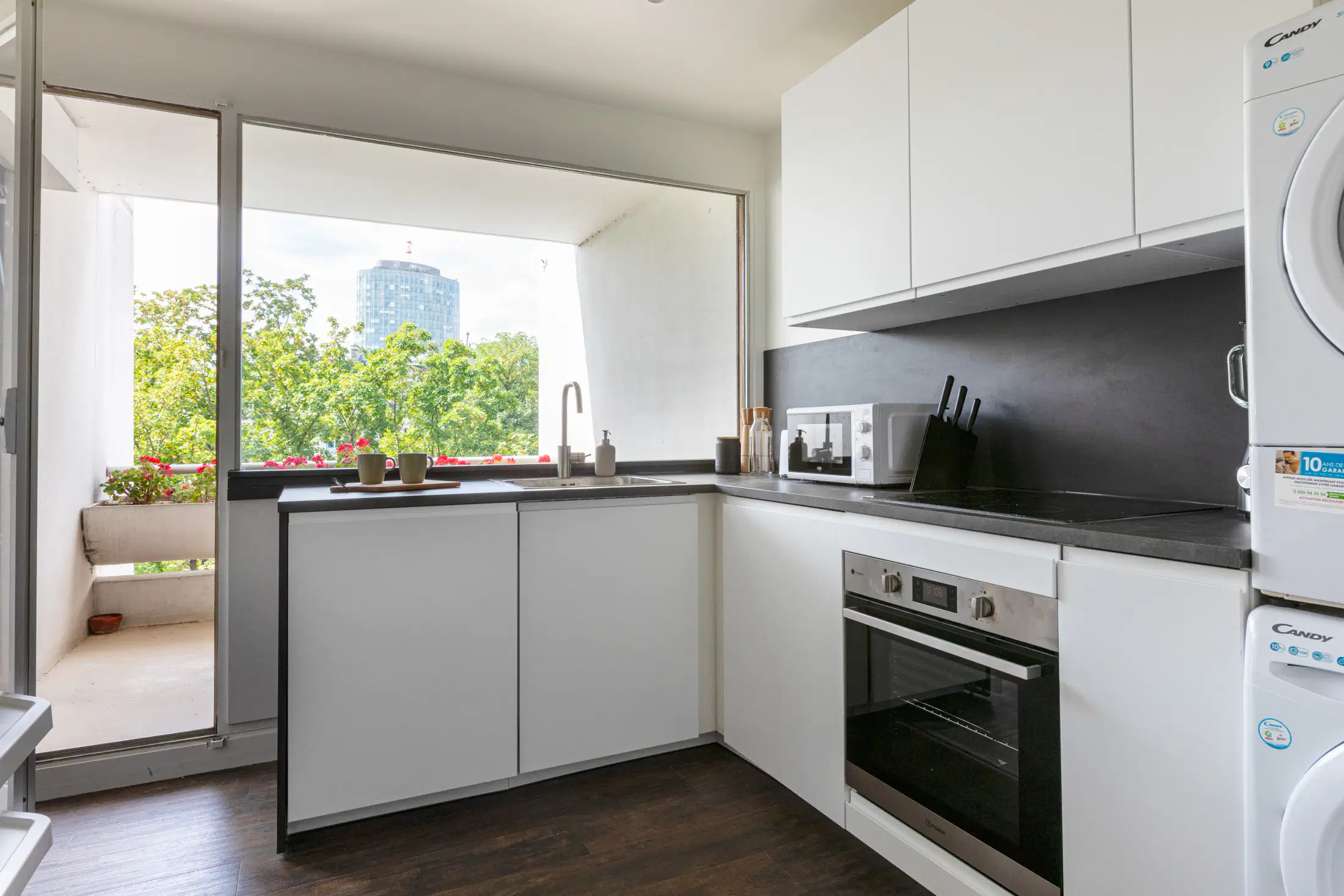 3BR/1BA Rooms view 1