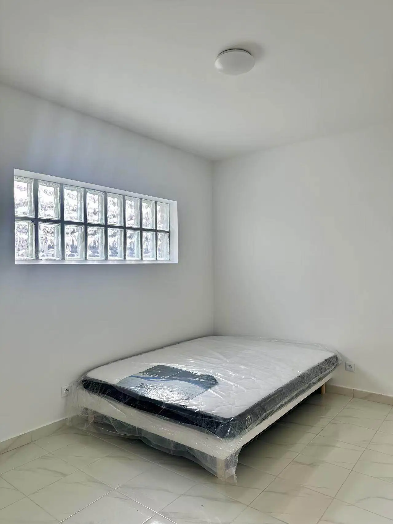 Villejuif 94e·14m²·F1·Studio·With furniture