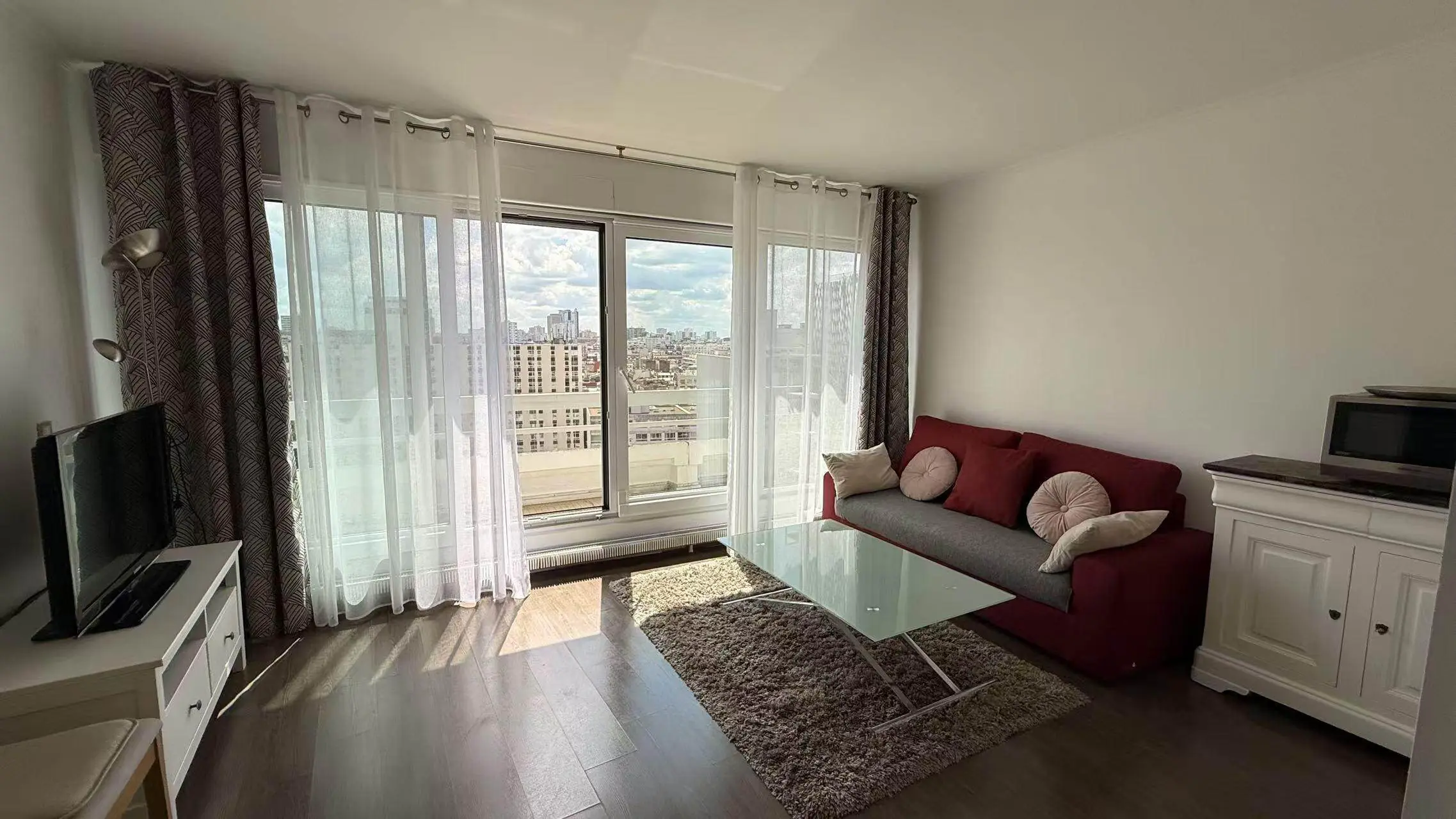 PARIS 15e·45m²·F2·Appartement·With furniture