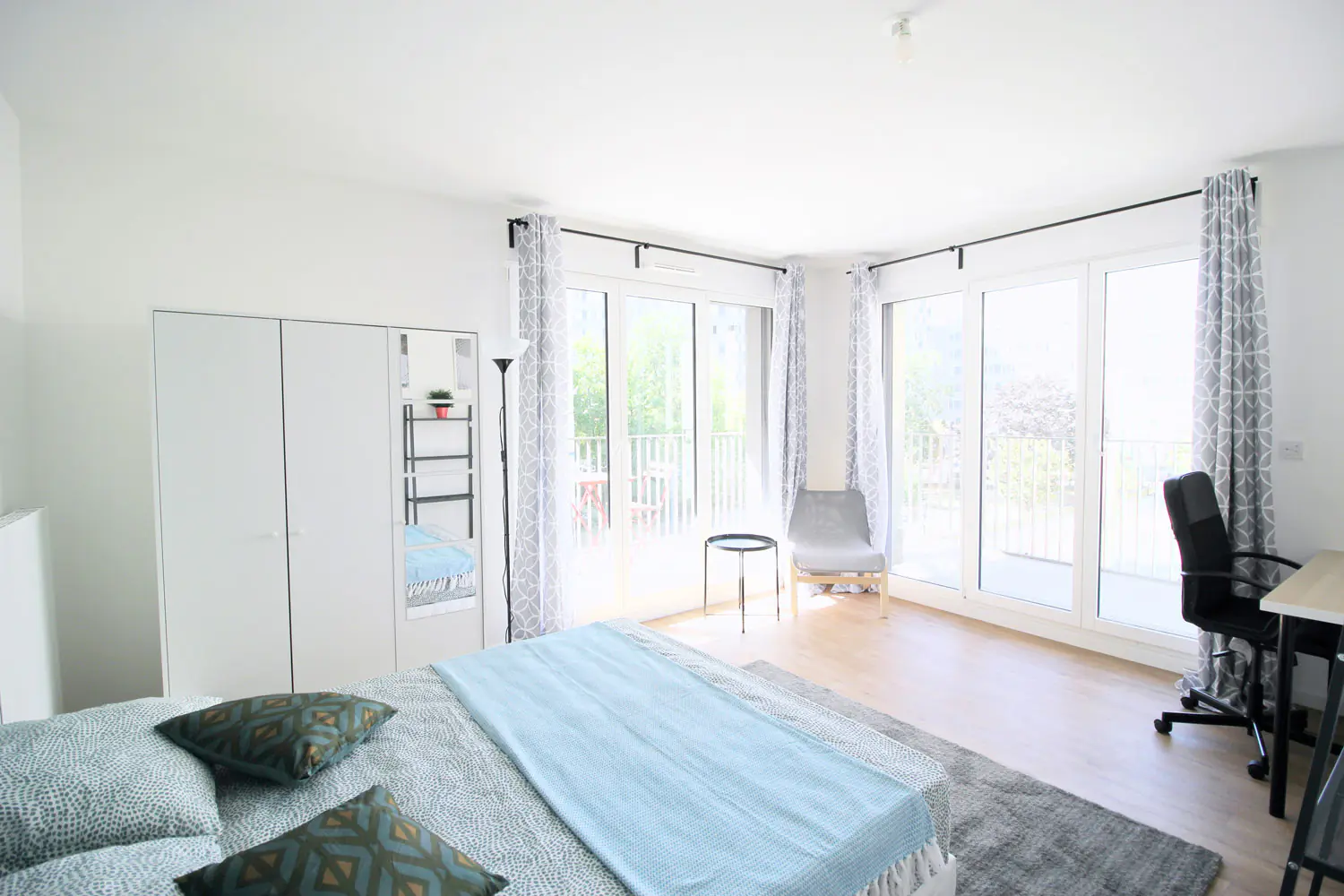 4BR/2BA Rooms view 1