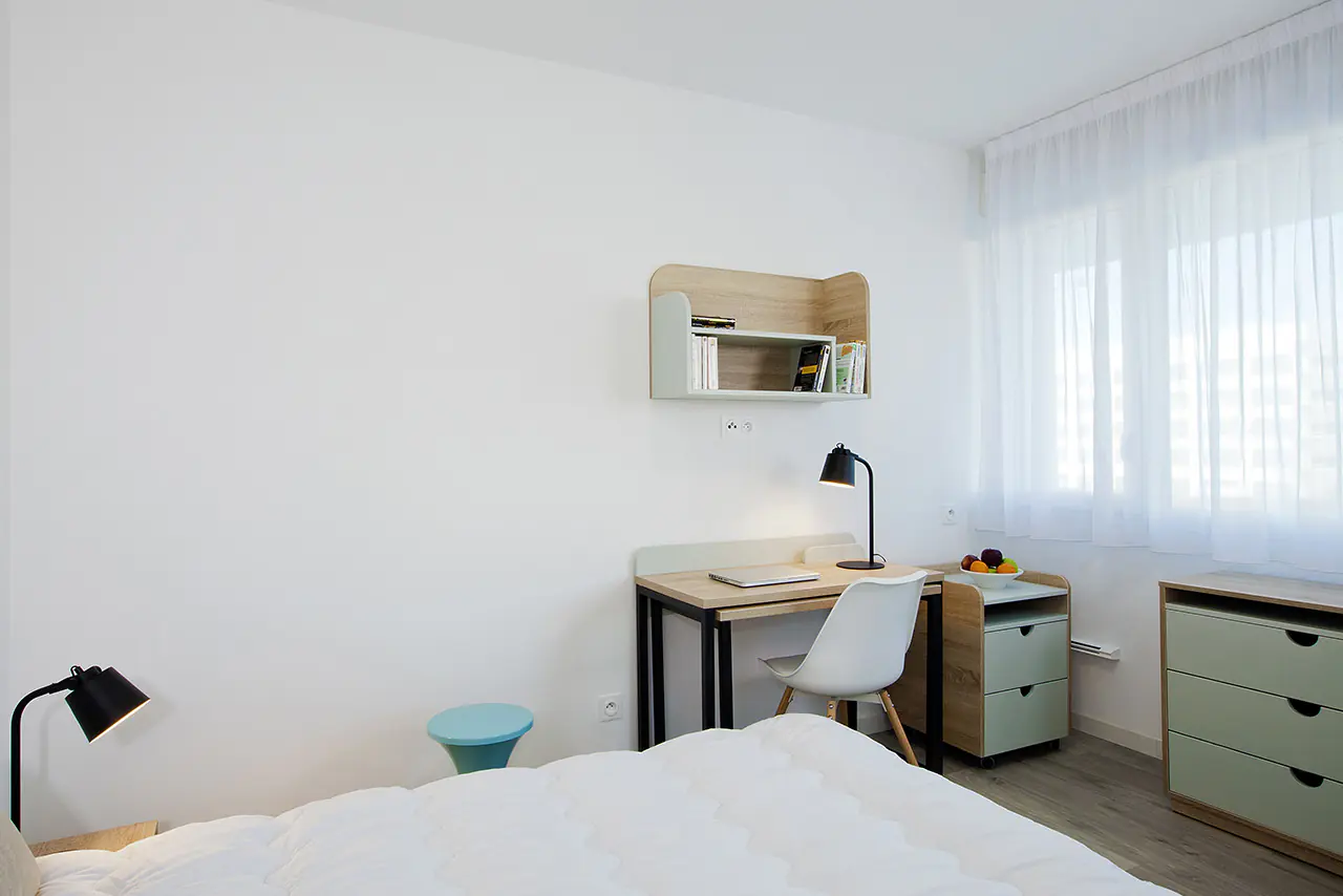 M les estudines Nice Saint Augustin