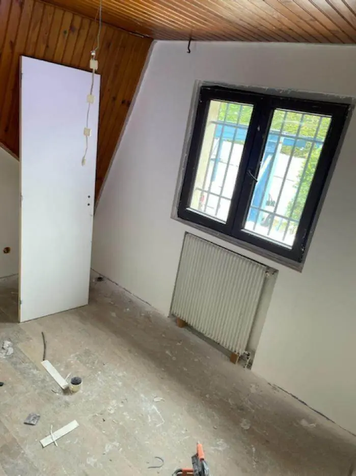 Vitry-sur-Seine 94e·110m²·F6·MaisonNo furniture