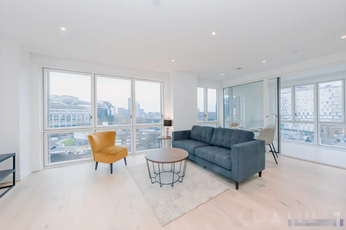 2 Rooms view 1