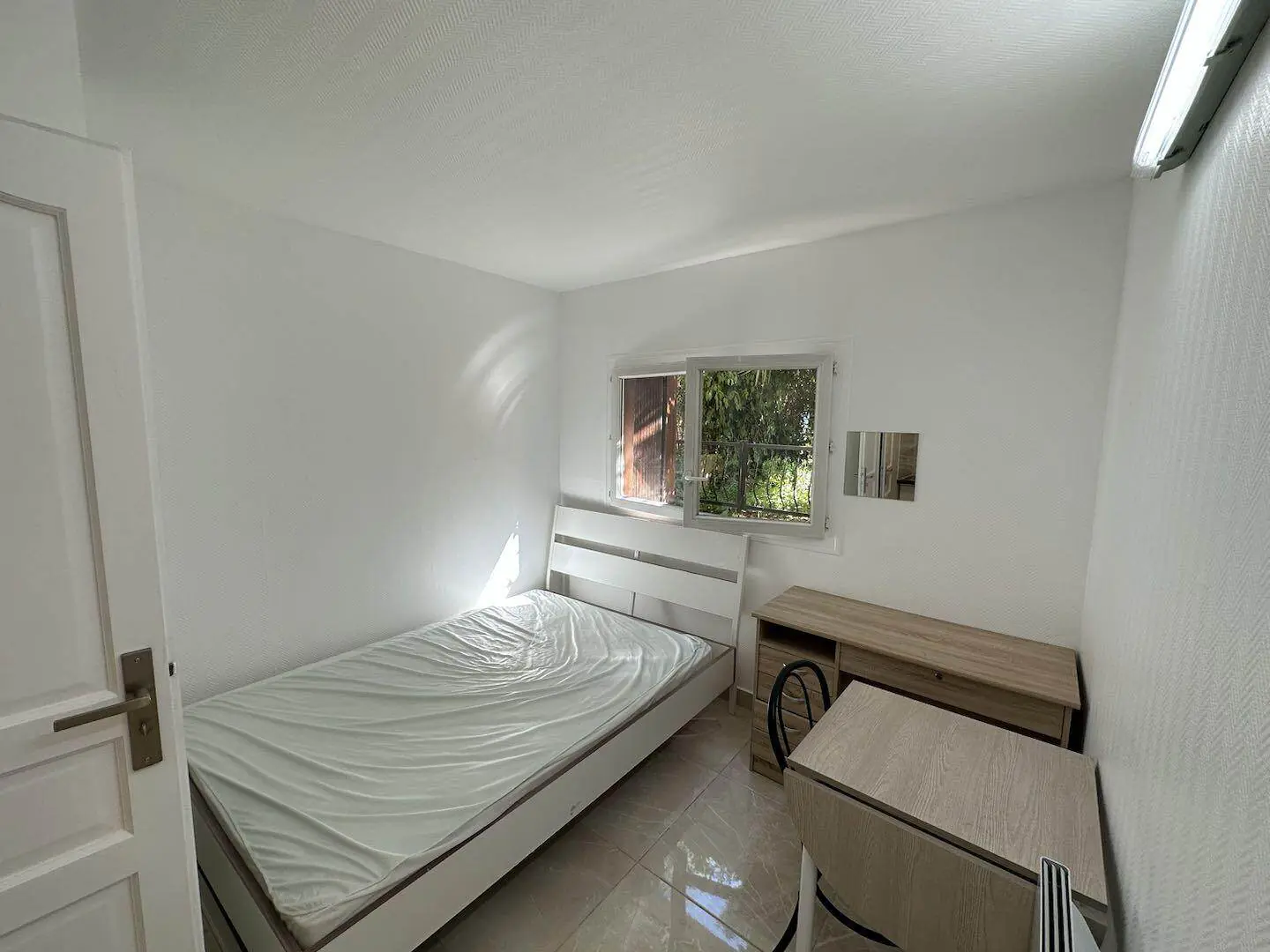 Villejuif 94e·16m²·F1·Maison·With furniture