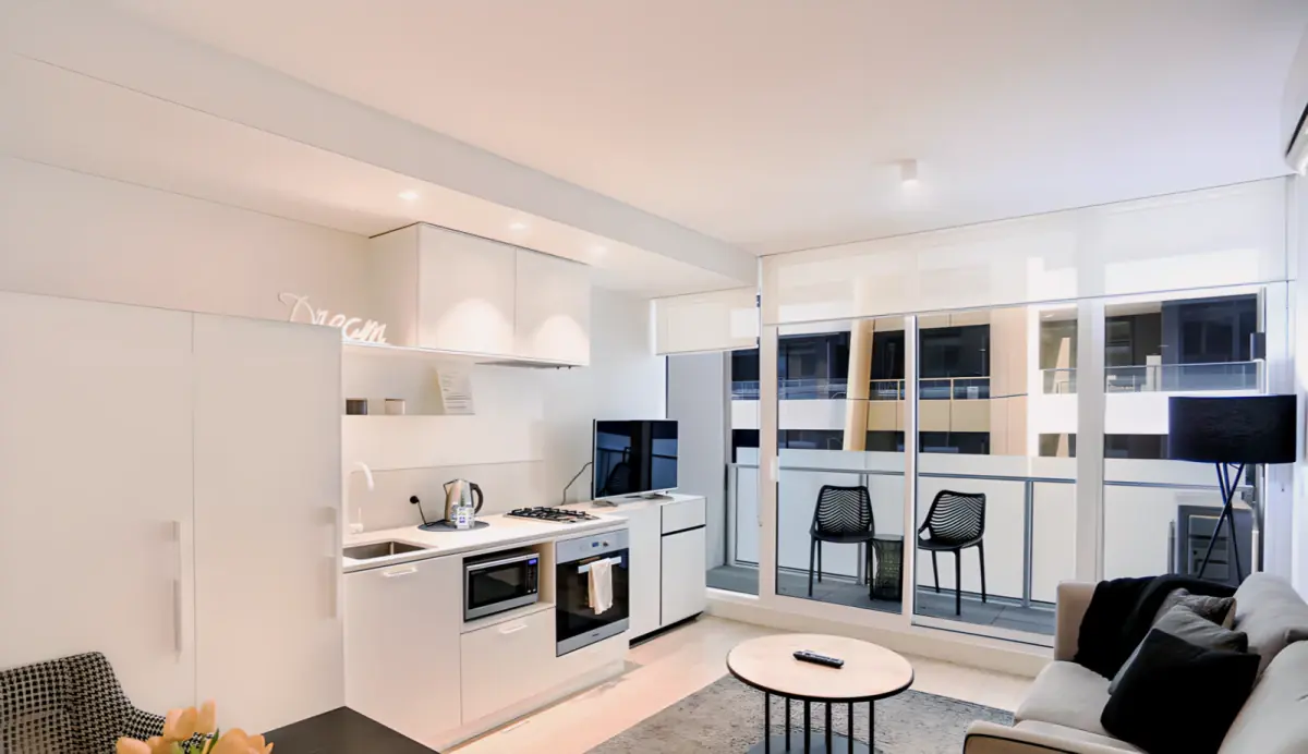 912/3-7 Claremont Street