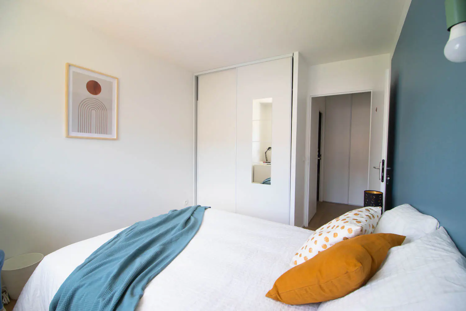 4BR/1BA Rooms view 1
