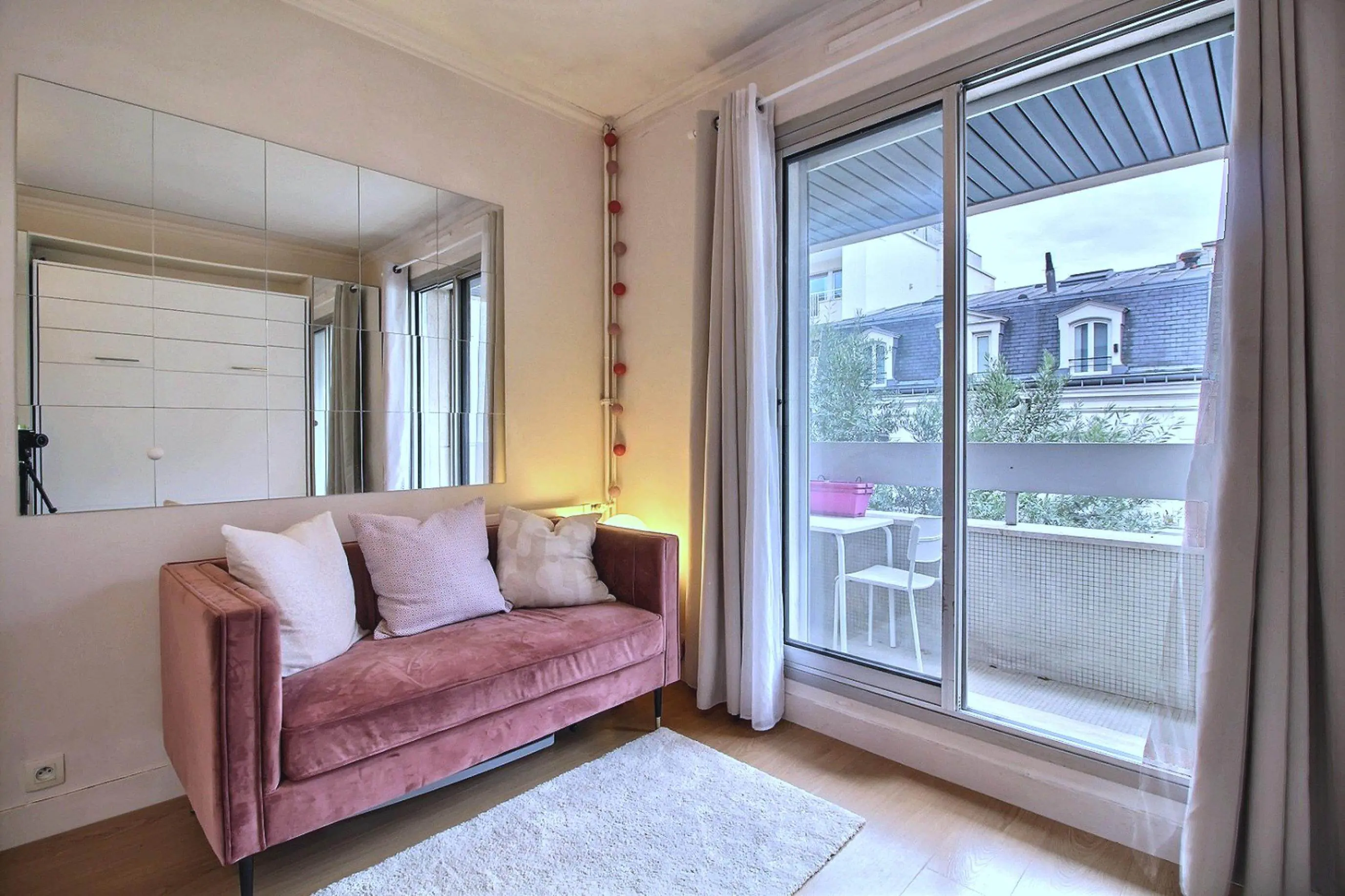 studio near rue Jacques Dulud