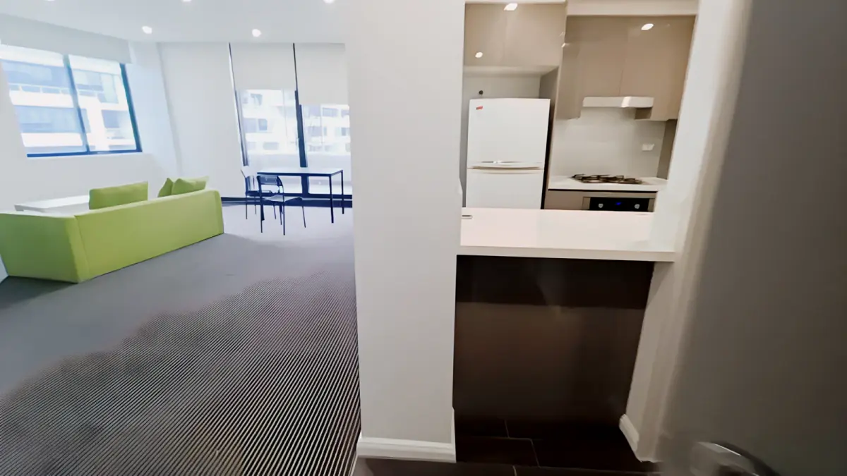 2 Rooms view 2