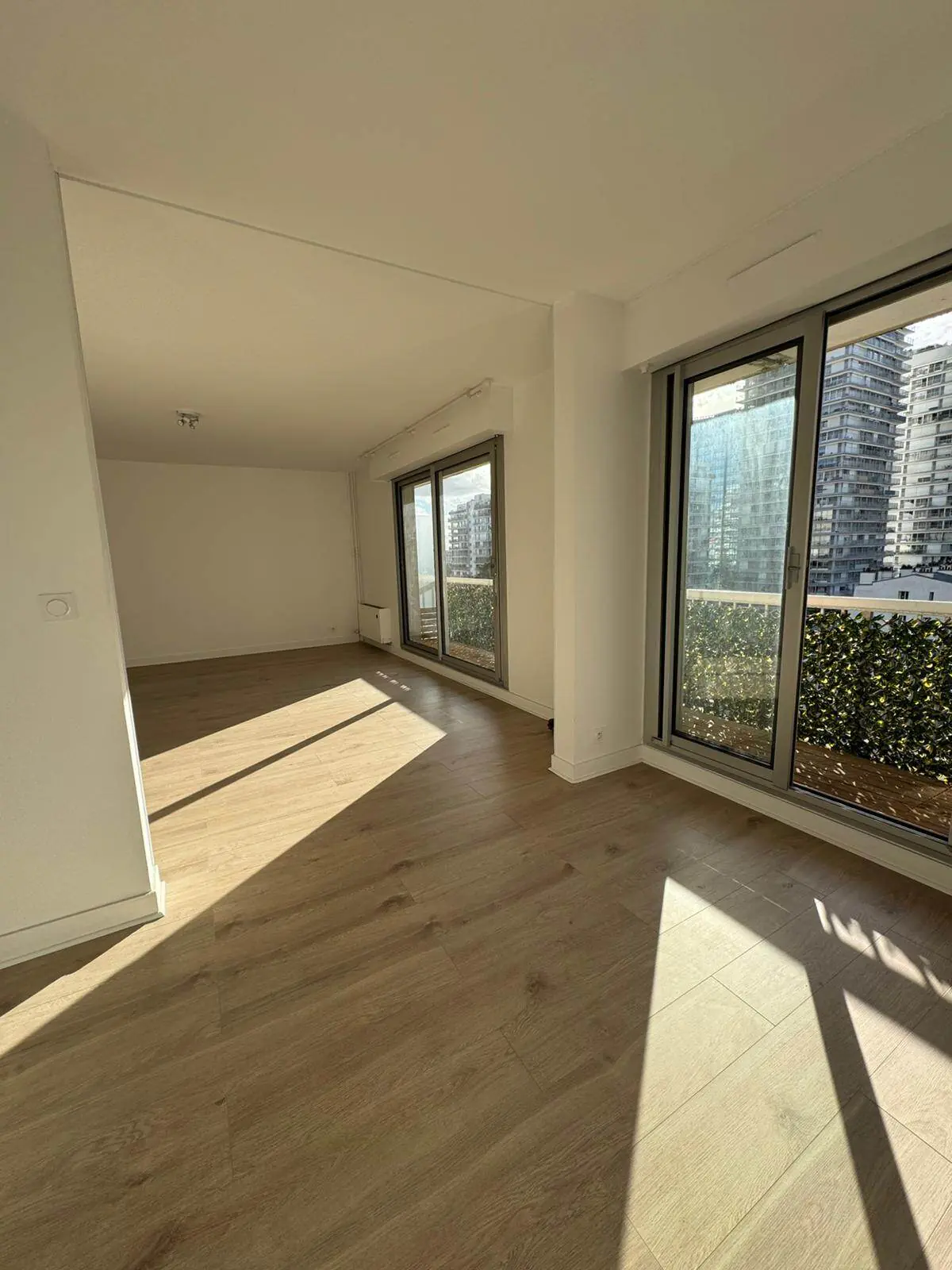 Puteaux 92e·89m²·F3·AppartementNo furniture