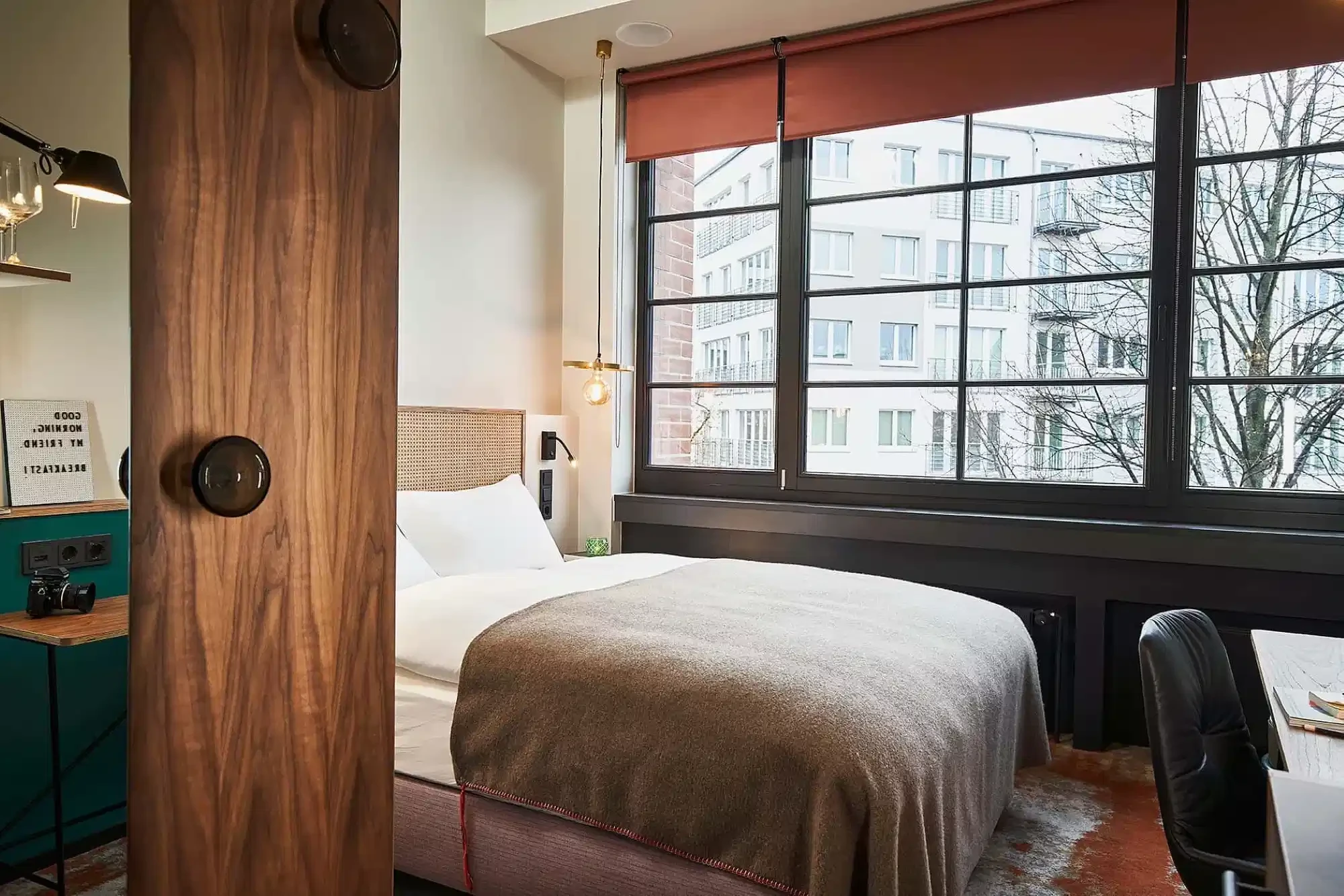 #113305: Rooms view 1