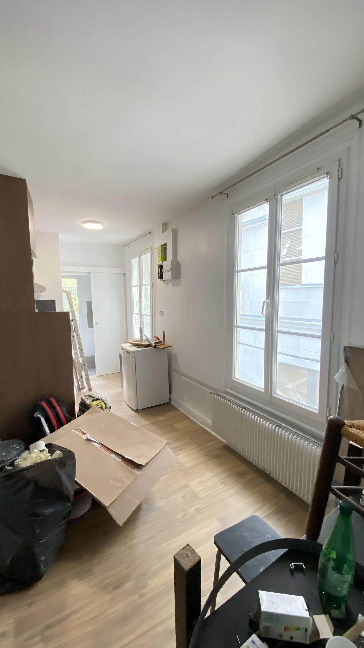 PARIS 7e·25m²·F1·Studio·With furniture