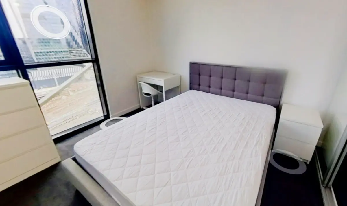 2 Rooms view 2
