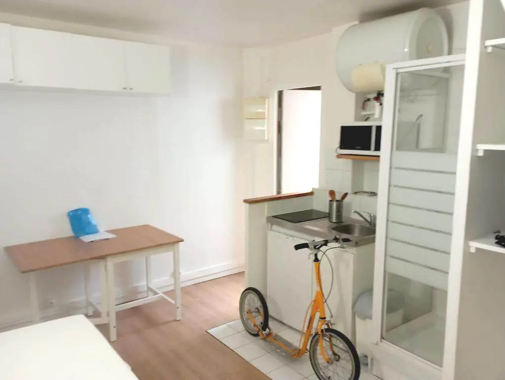PARIS 17e·13m²·F1·Studio·With furniture