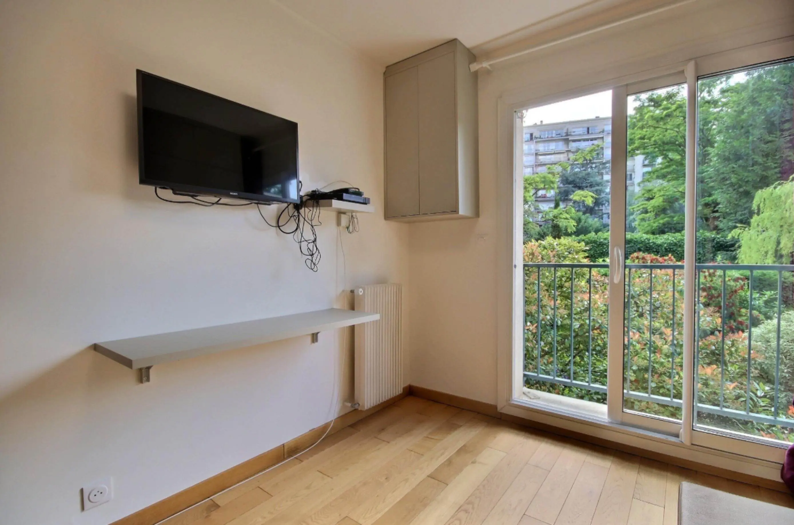 Studio Rooms view 1