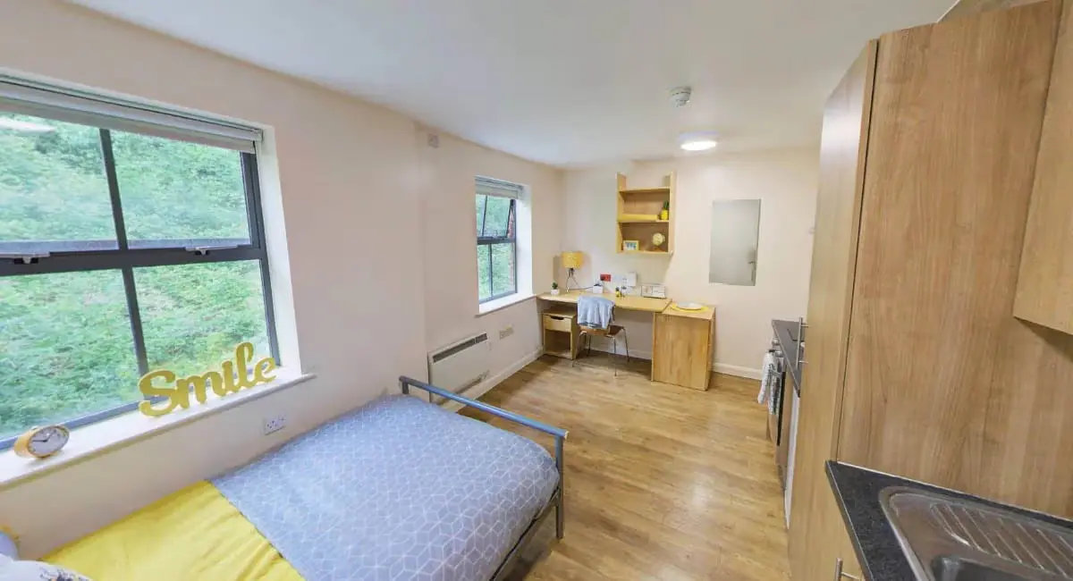 Studio Rooms view 1