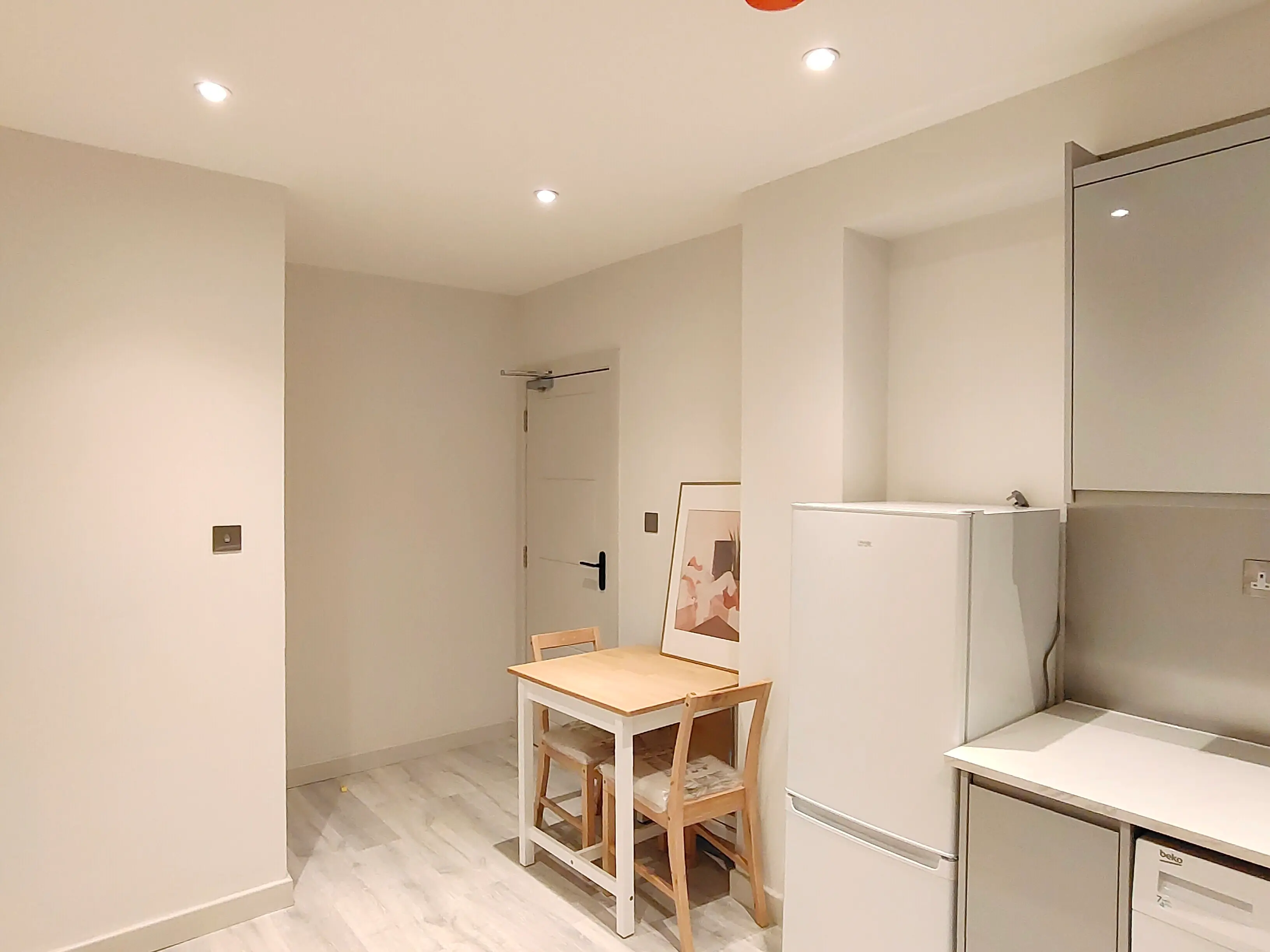2 Rooms view 2