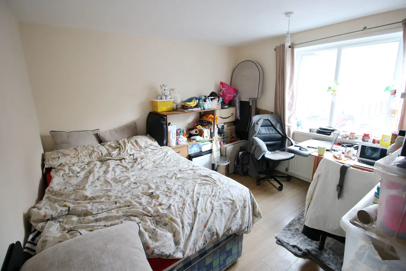 3 Rooms view 1