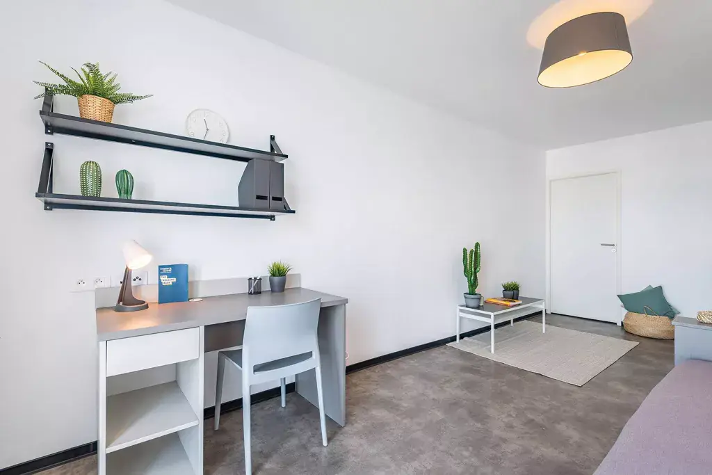 Property resident preview 7