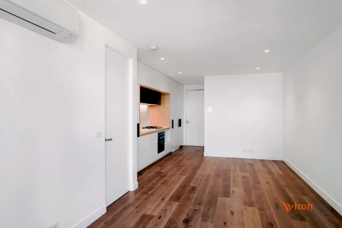 1 Rooms view 1