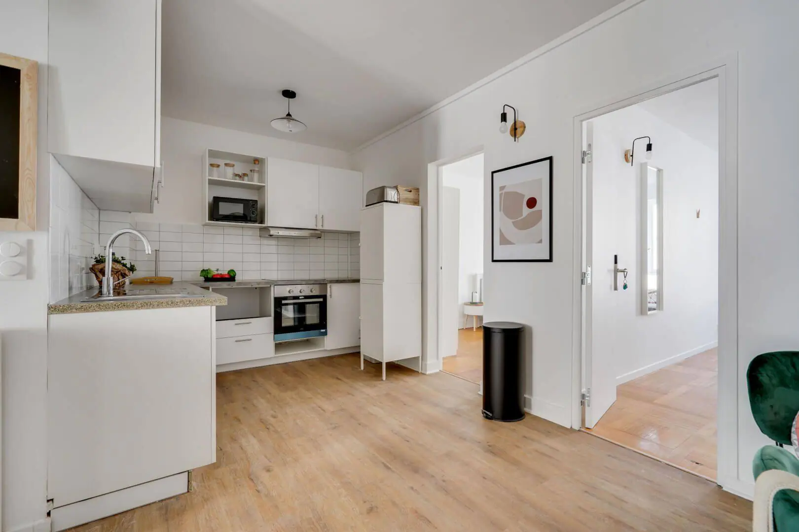 17-19 Rue Mesnil, 75116