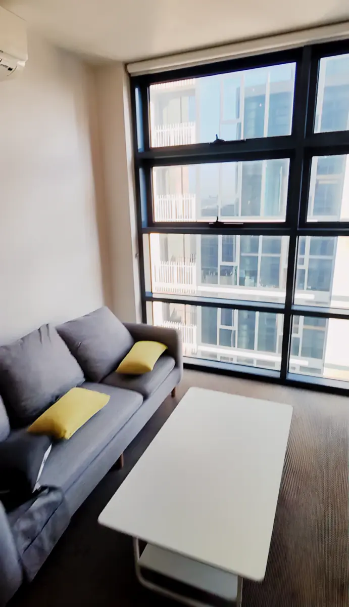 2 Rooms view 2