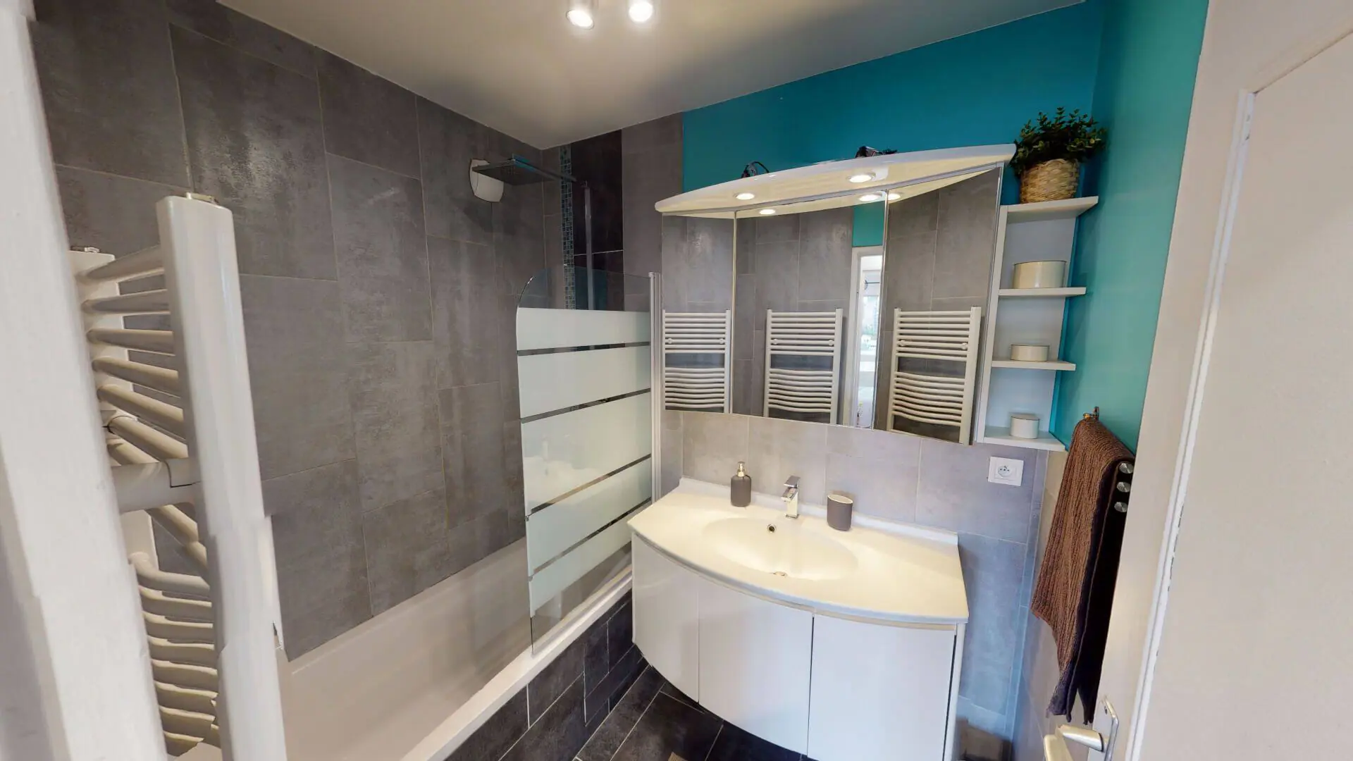 Ensuite Rooms view 1