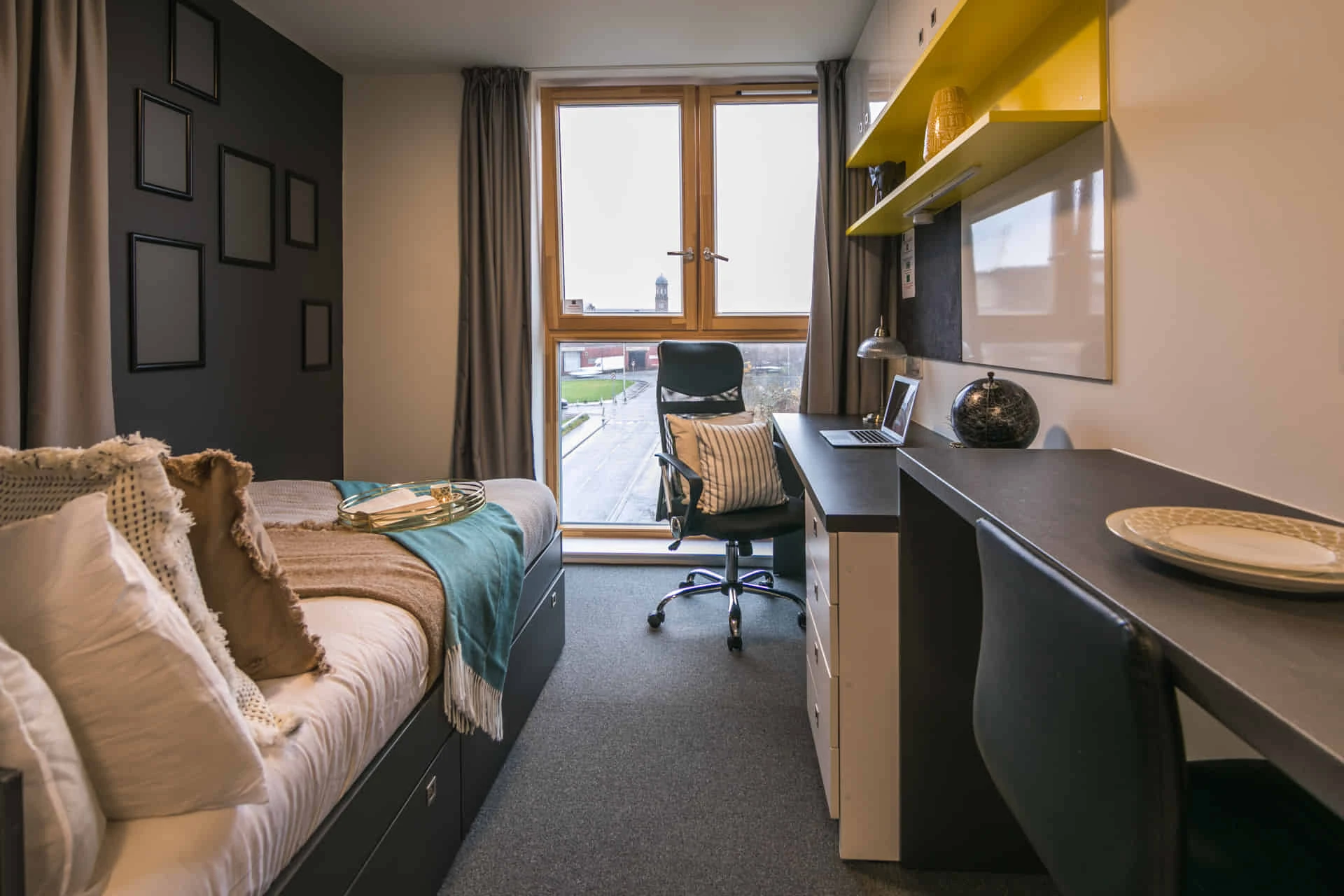 Studio Rooms view 1