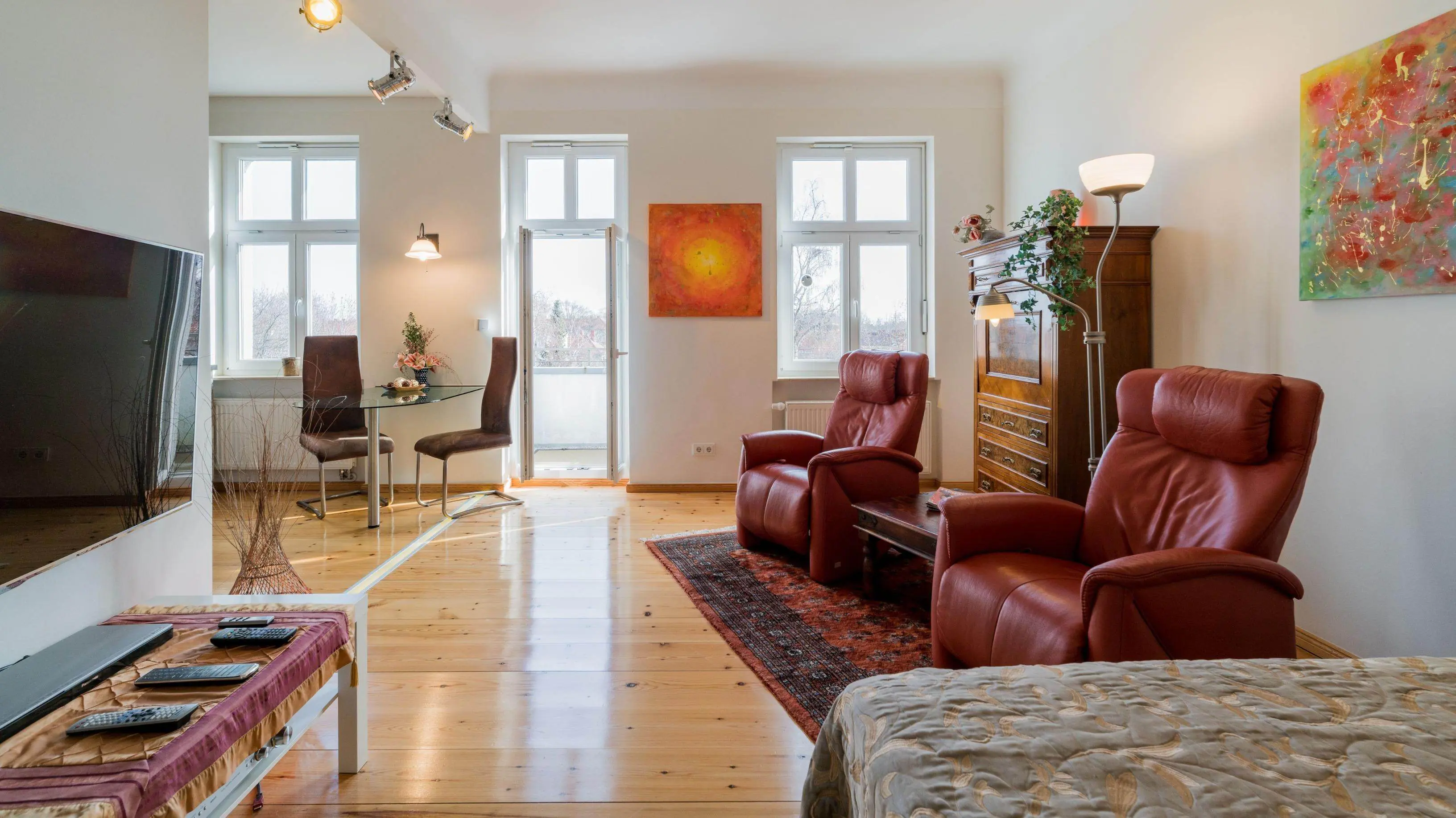 Studio Rooms view 1