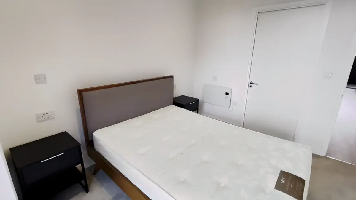 2 Rooms view 1